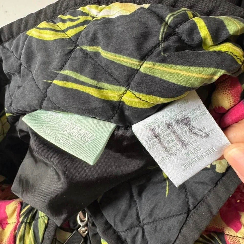 Tropical Flower Silk Quilted Jacket Pink Flower Green Beaded - Picture 6 of 6